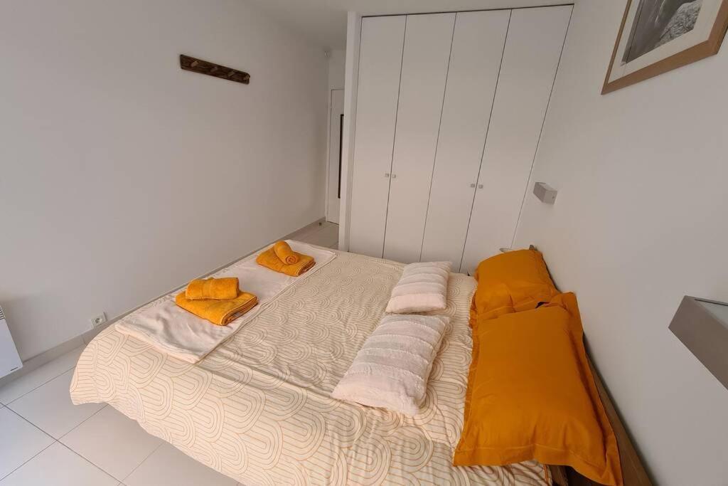 Le Lodge, T2 Classe 3 Etoiles Avec Jardin, Parking, Piscine & Mer A 2 Pas Mentona Zewnętrze zdjęcie